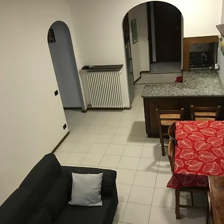 Casa Besana33 * מולטראזיו